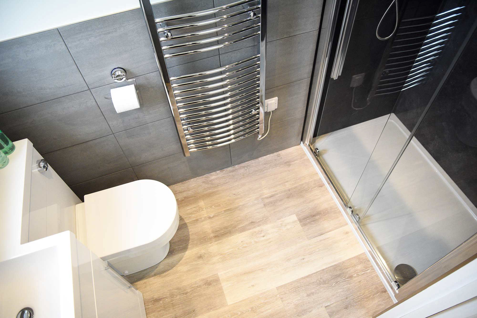 en suite bathroom accommodation in Portree